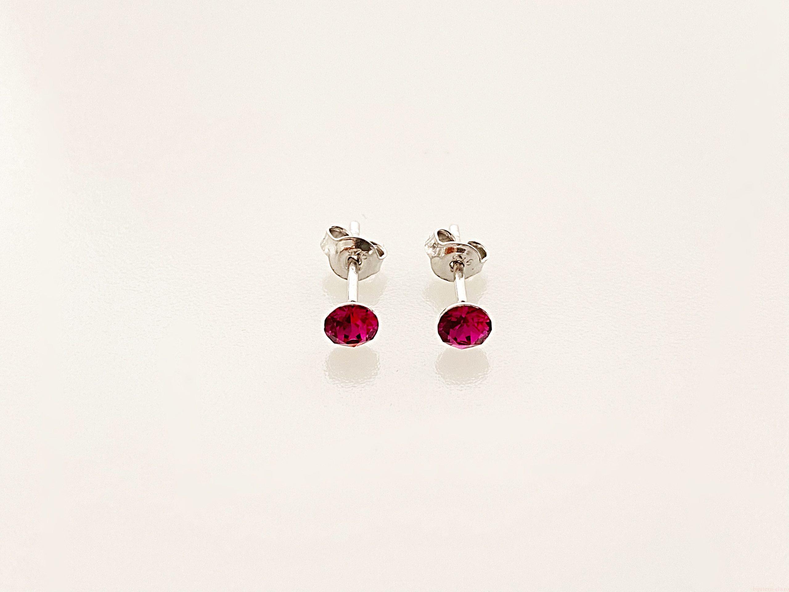 IMG_4379 Cercei din argint 925 rodiat, marcat, cu Swarovski, model Chaton, culoare Fuchsia, dimensiune cristale 4 mm. poza 1