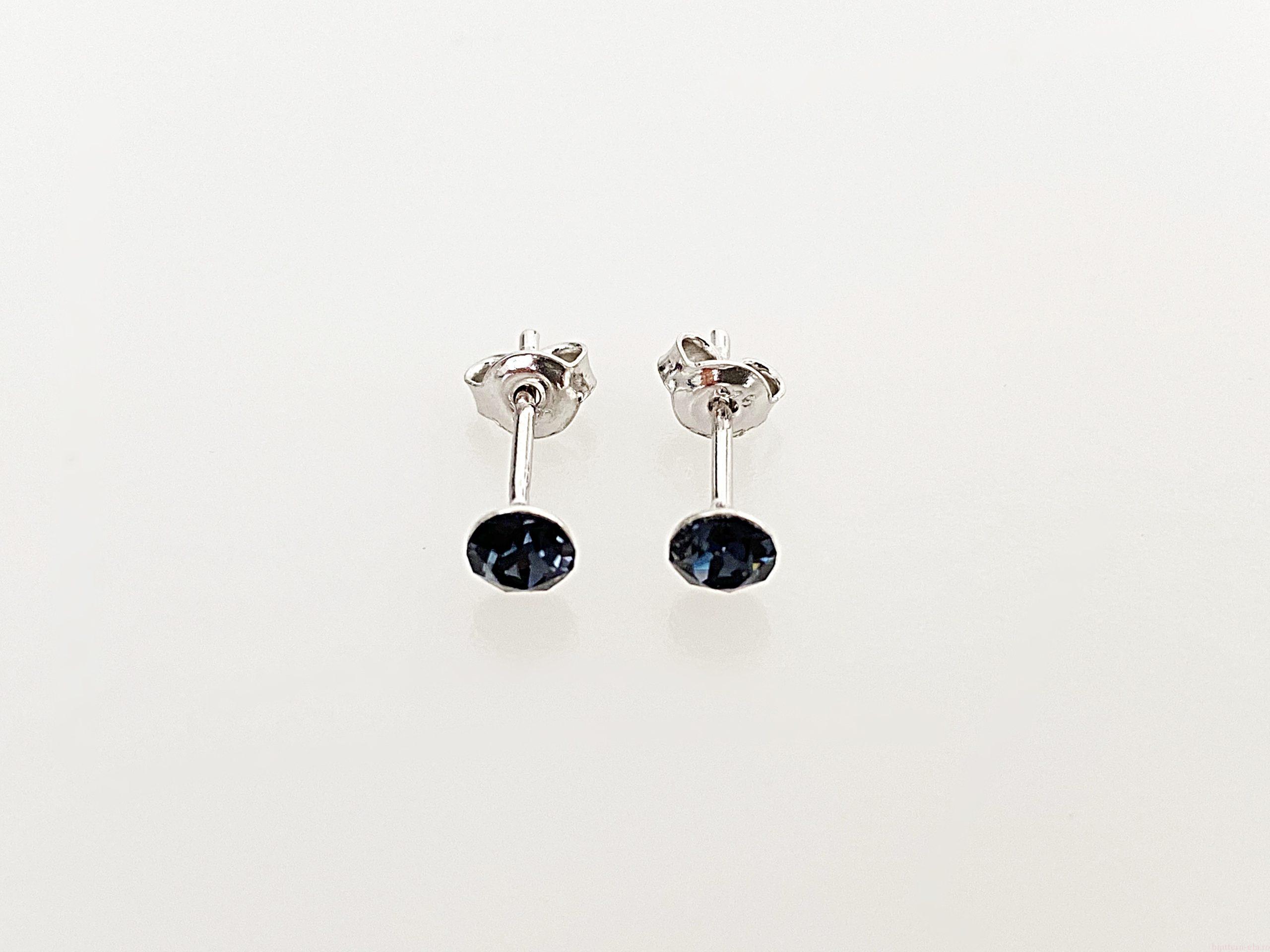 IMG_4439 Cercei din argint 925 rodiat, marcat, cu Swarovski, model Chaton, culoare Graphite, dimensiune cristale 4 mm. poza 1