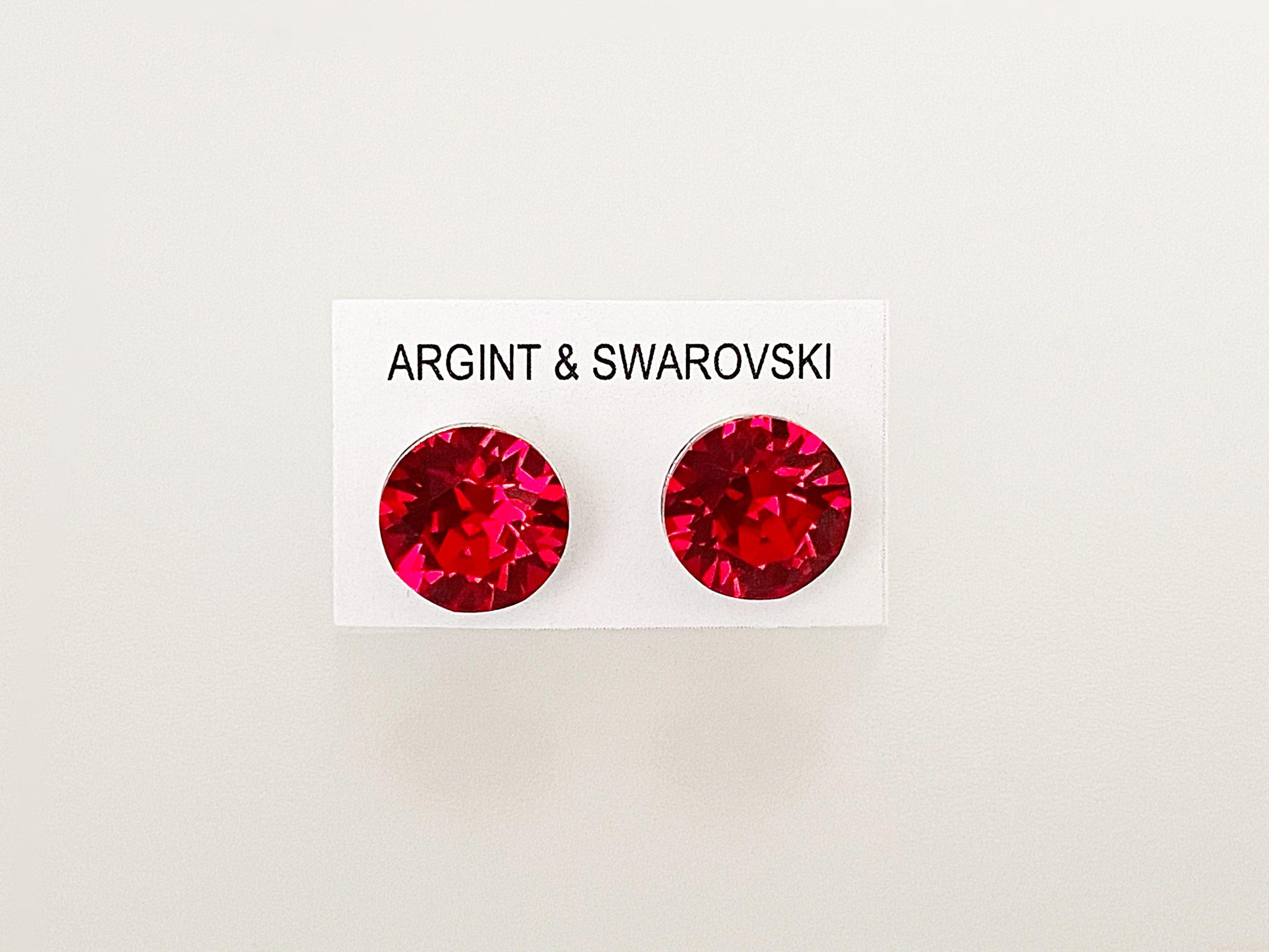 IMG_4627 Cercei din argint 925 rodiat, marcat, cu Swarovski, model Chaton, culoare Light Siam, dimensiune cristale 8 mm.