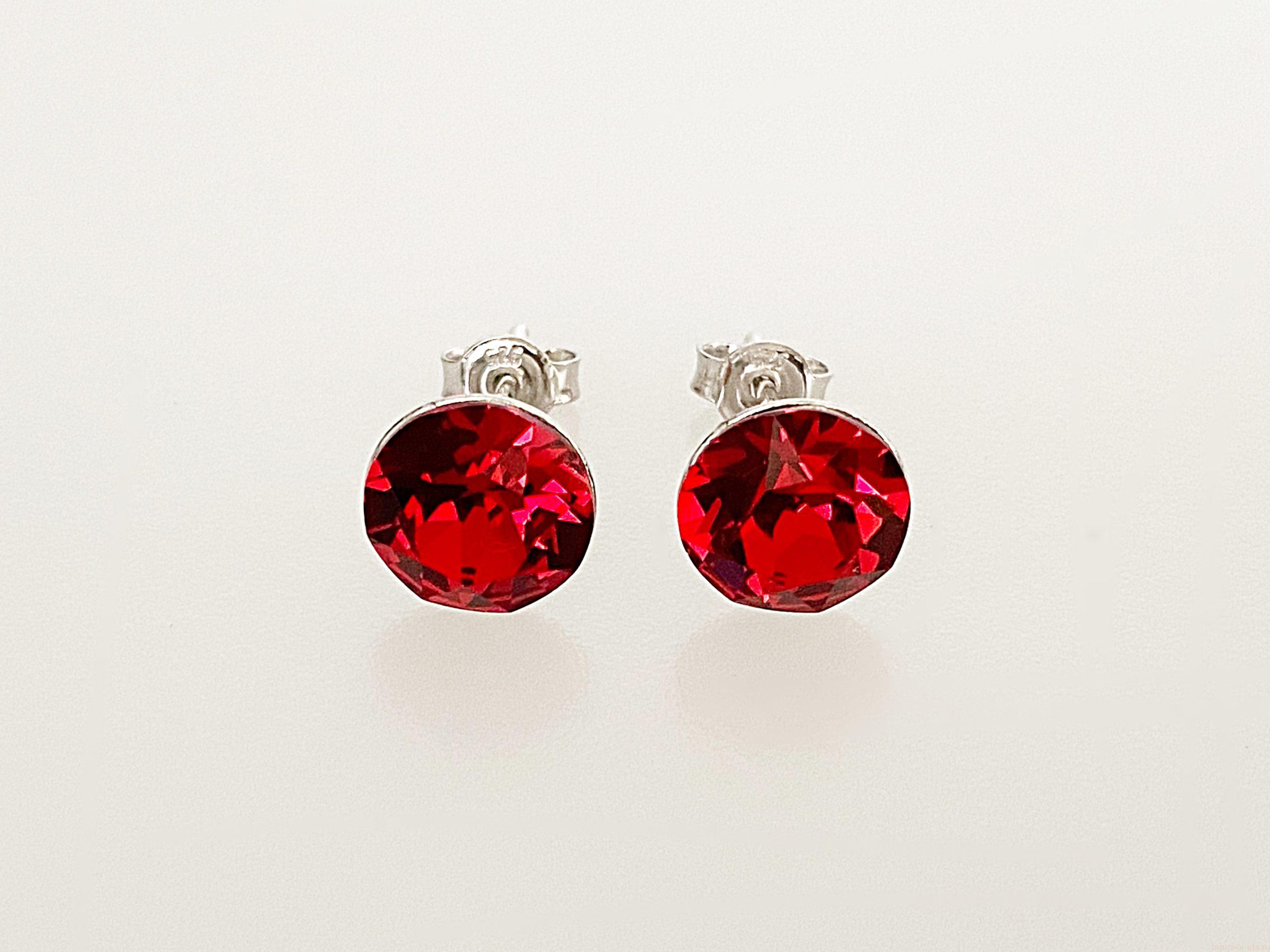 IMG_4630 Cercei din argint 925 rodiat, marcat, cu Swarovski, model Chaton, culoare Scarlet, dimensiune cristale 8 mm. poza 1