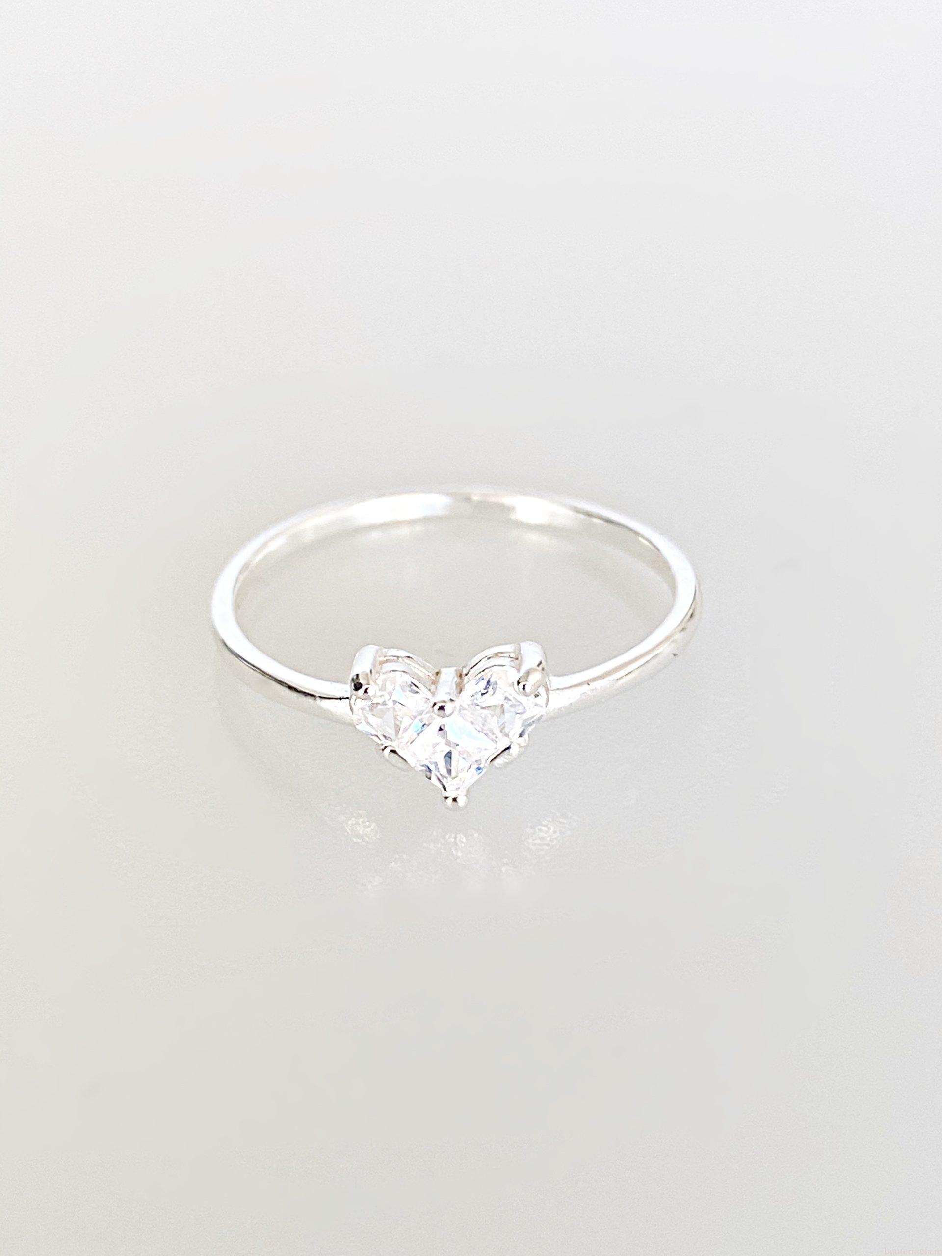 IMG_4979 Inel din Argint 925 marcat si Swarovski, model Inimioara, culoare Crystal , marime cristal 6mm poza 1