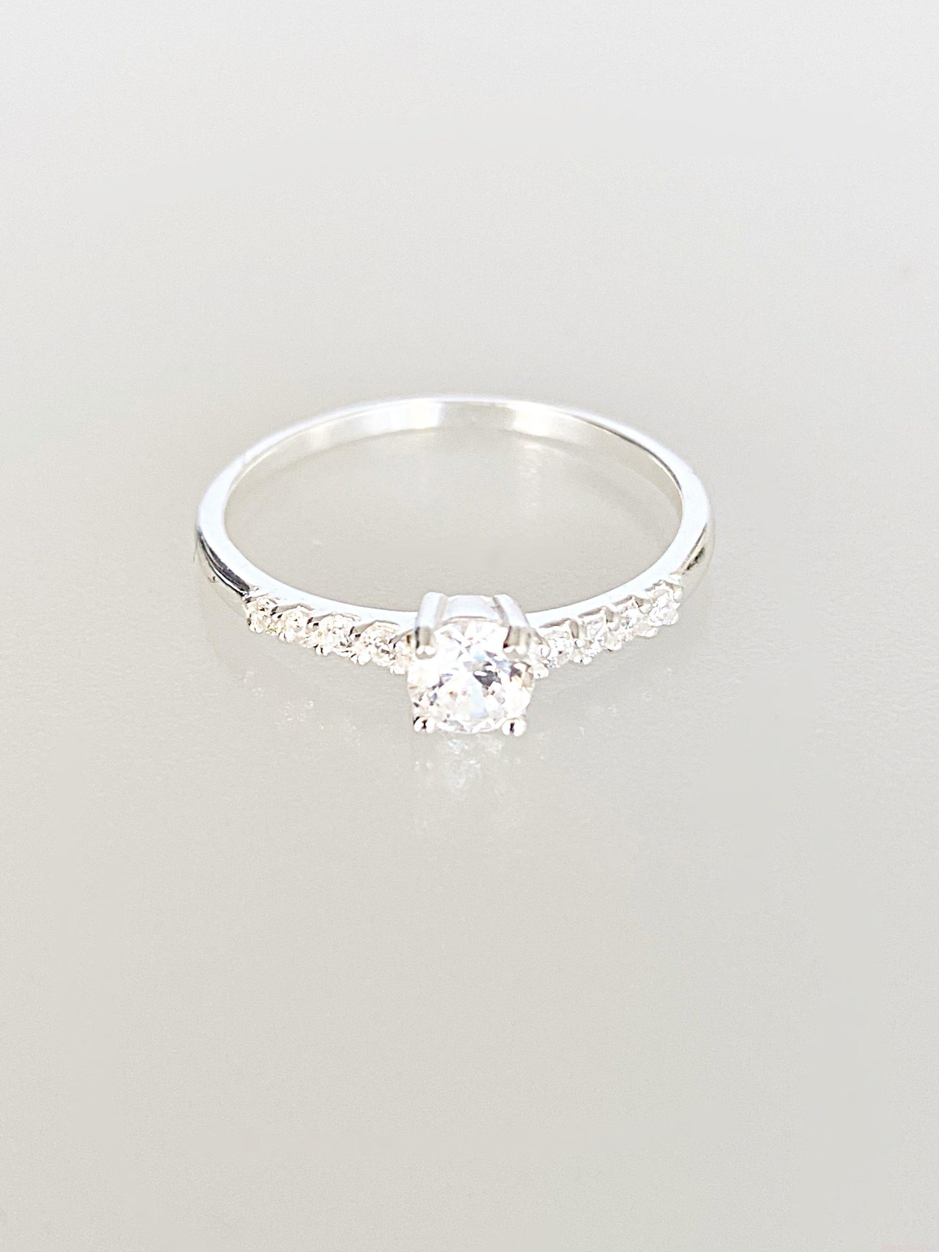 IMG_4991 Inel din Argint 925 marcat si Swarovski, model Chaton, culoare Crystal , marime cristale 1 x 4mm si 8 x 1 mm poza 1