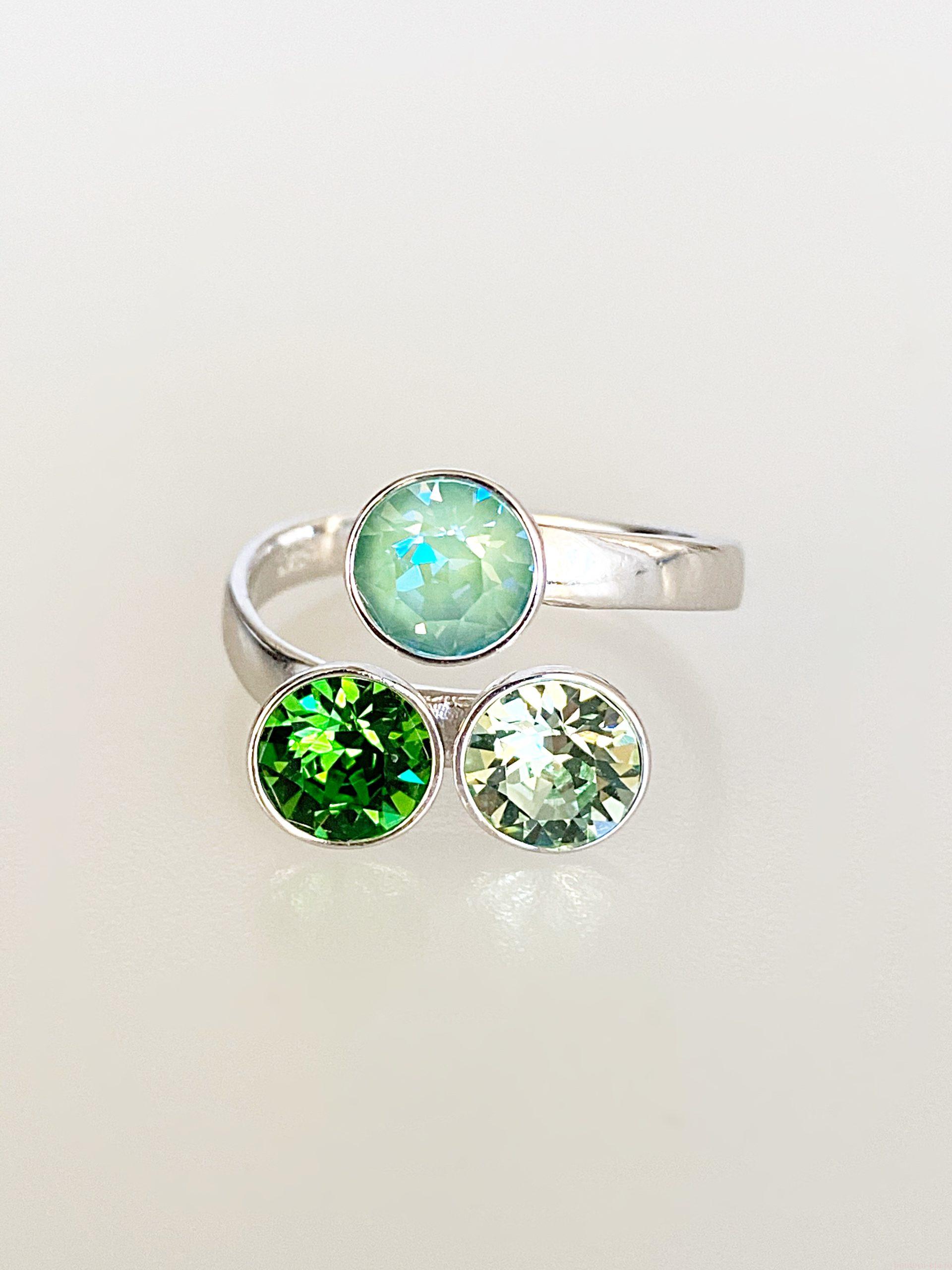 IMG_5067 Inel din Argint 925 marcat si Swarovski, model Chaton x 3, culori Silky Sage DeLite, Crysolite si Fern Green poza 1