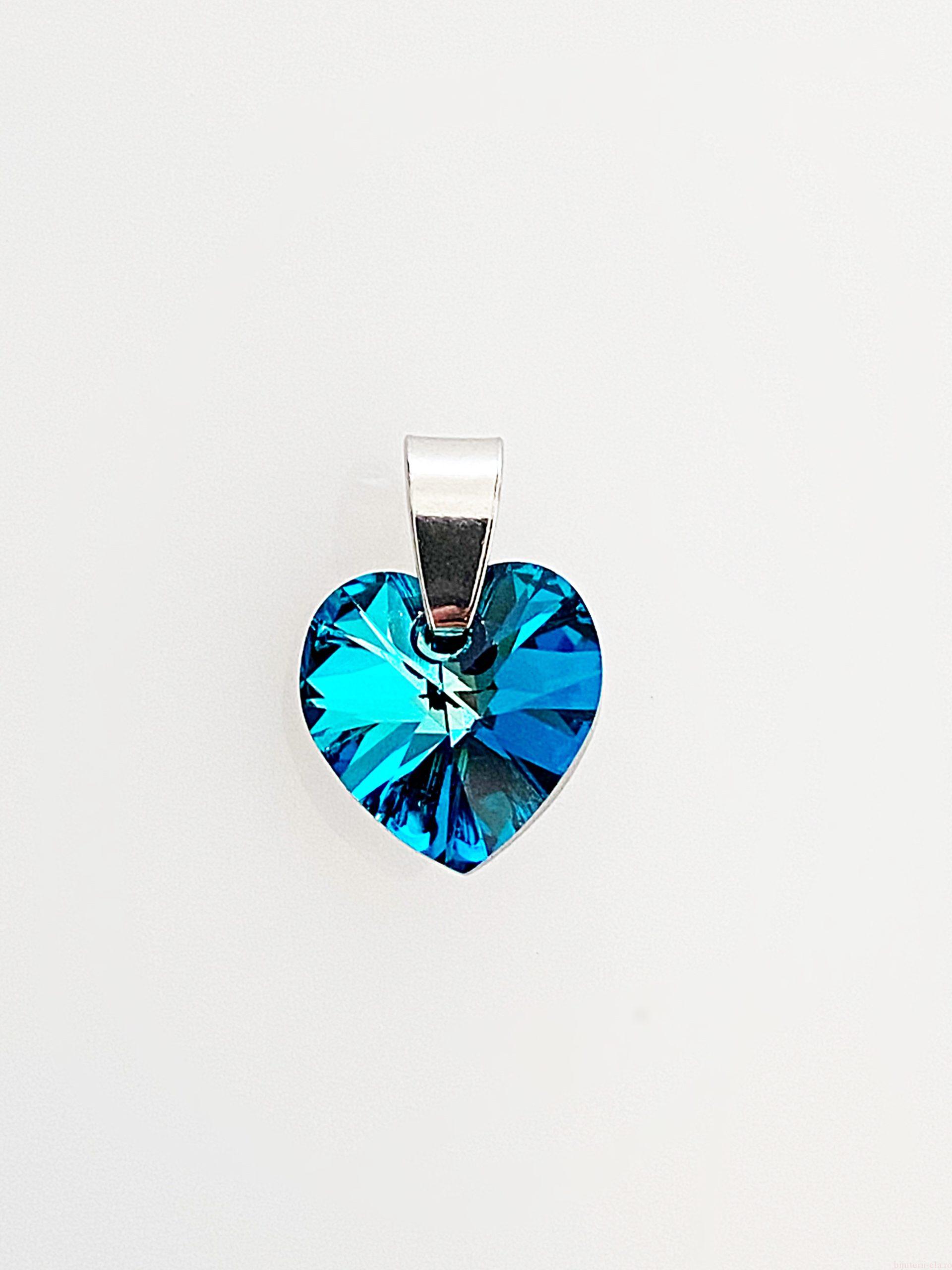 IMG_5212 Pandantiv cu Swarovski, model Inima, culoare Bermuda Blue, dimensiune cristal 10 mm